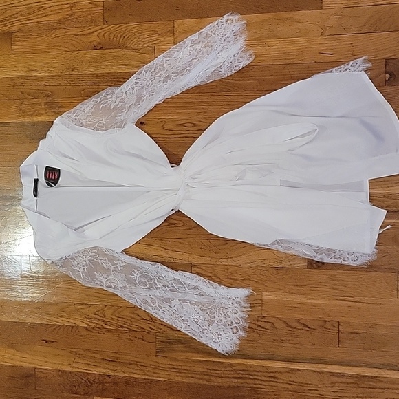 Avidlove Other - NWT White Bridal Robe
